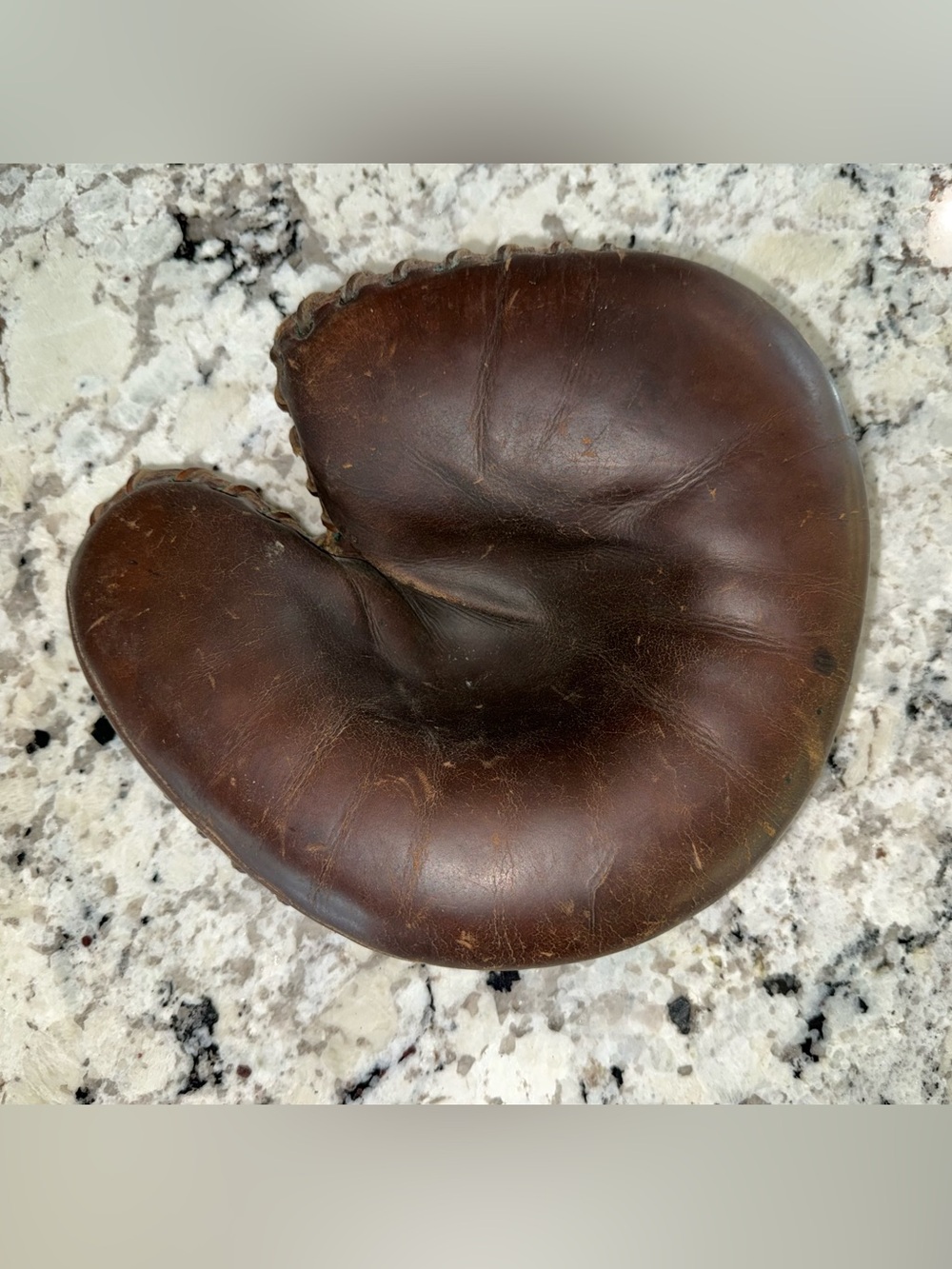 Vintage 1930s Brown Leather Baseball Catchers Mitt/Glove Made in USA 10”